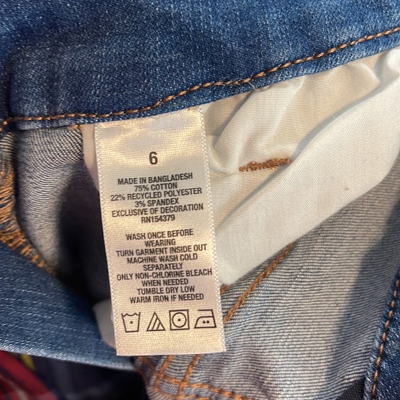 Curvy jean shorts from Aeropostale! - Picture 4 of 4